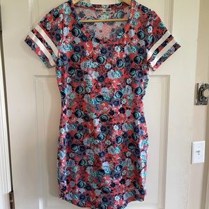 T shirt dress